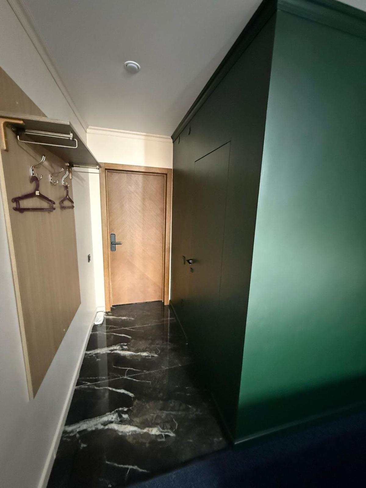 Ulpan Mini Hotel Astana Buitenkant foto