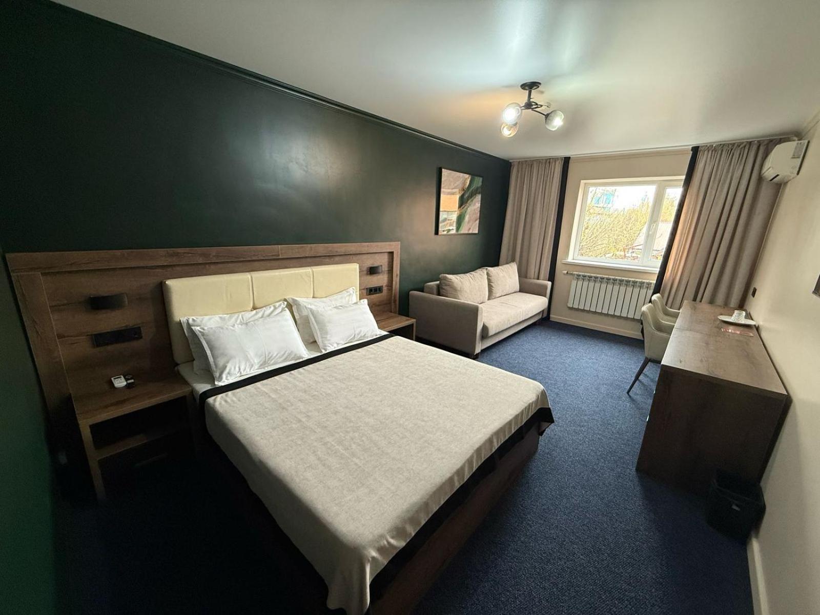 Ulpan Mini Hotel Astana Buitenkant foto