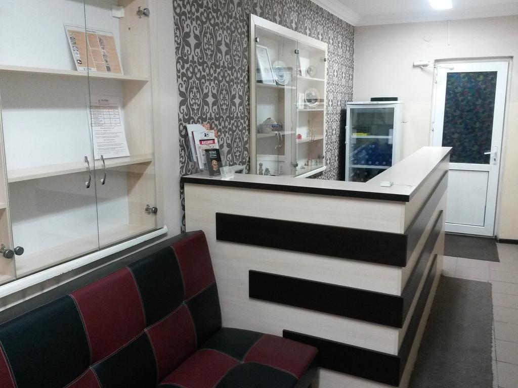 Ulpan Mini Hotel Astana Buitenkant foto
