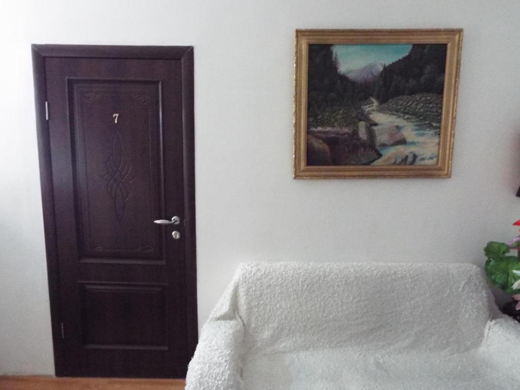 Ulpan Mini Hotel Astana Buitenkant foto