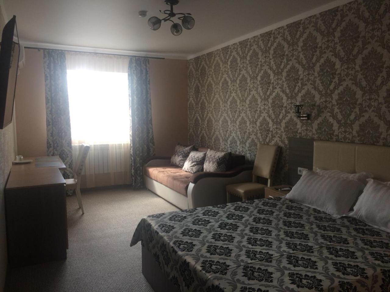 Ulpan Mini Hotel Astana Buitenkant foto